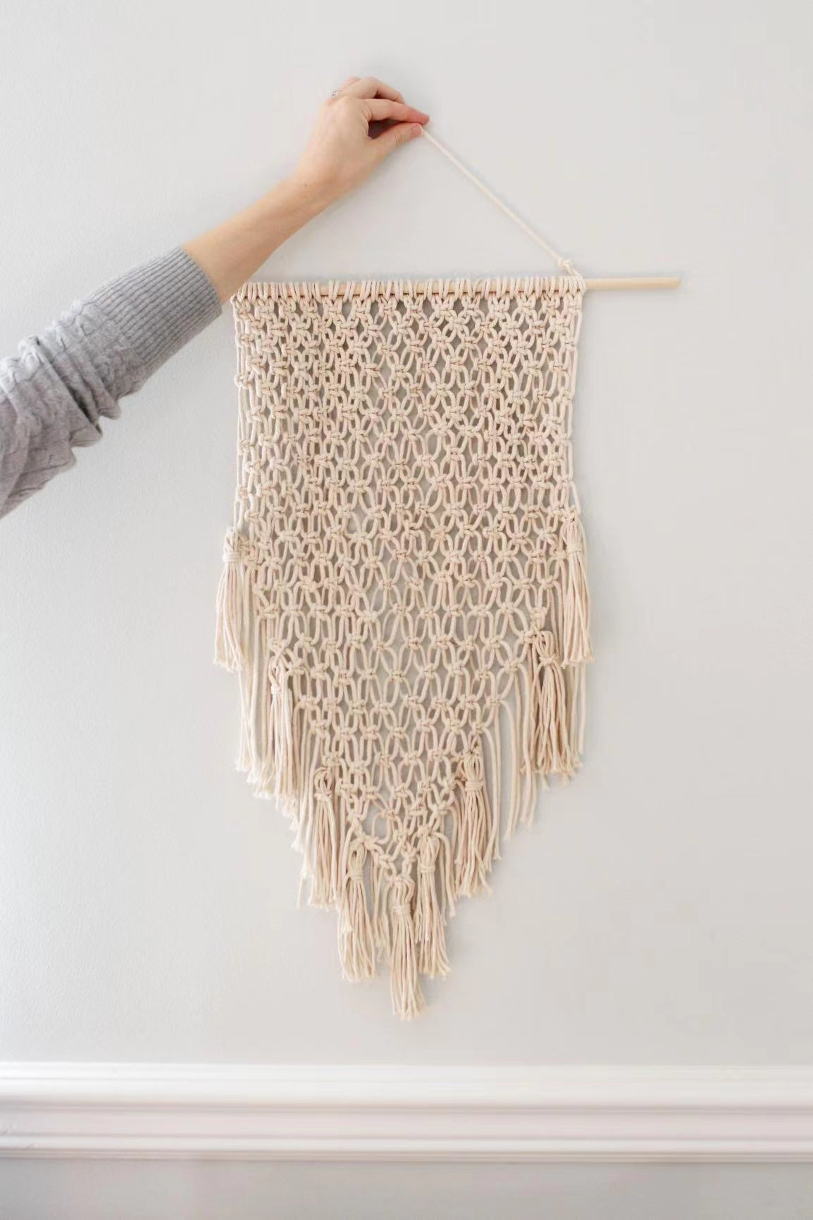 Macrame Cord 5mm x 109Yards(328Feet, Natural Cotton Macrame Rope - 3 Strands Twisted Macrame Cotton Cord for Wall Hanging, Plant Hangers, Crafts, Gift Wrapping and Wedding Decorations