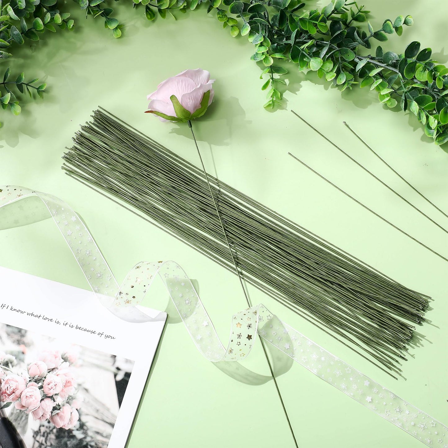 Ferraycle 600 Pieces 18 Gauge Green Floral Wire Stems for DIY Crafts, 16 Inch Floral Paper Wrapped Wire for Christmas Garland and Flower Arrangements(Dark Green)