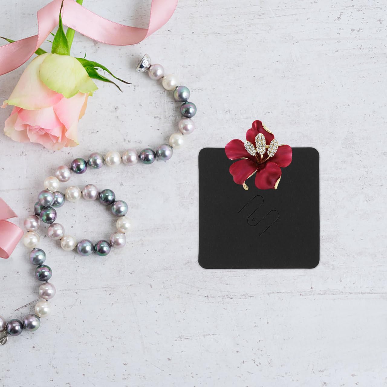Yardwe Brooch Pin Display Cards 100Pcs Wear-Resistant Jewelry Holder Cards 2.75X2.75 Inch for Brooch Pin Display and Trinket Presentation in Jewelry Stores and Markets