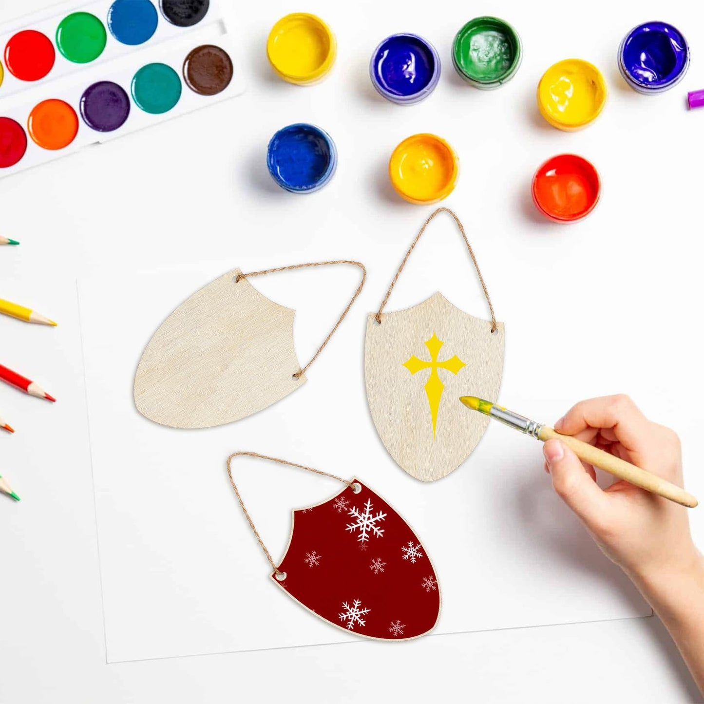 jojofuny 20pcs Unfinished Wooden Shield Cutouts, Paintable DIY Wood Craft Shapes for Knight Party Favors, Medieval Decorations & Home Decor, 3.93 x 2.75 Inch