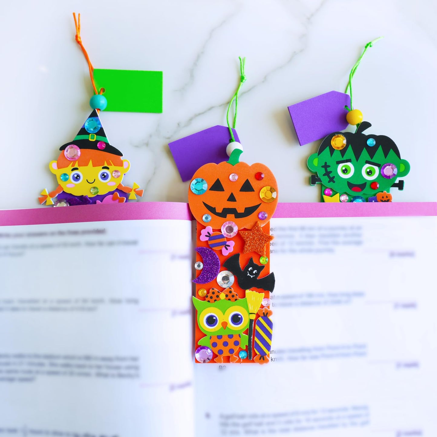 Winlyn 24 Sets Halloween Craft Kits Fall Crafts DIY Monster Spider Jack-O-Lantern Bookmark Ornaments Art Sets Foam Stickers Arts and Crafts for Kids Classroom Activities Party Favors Trick-or-Treaters