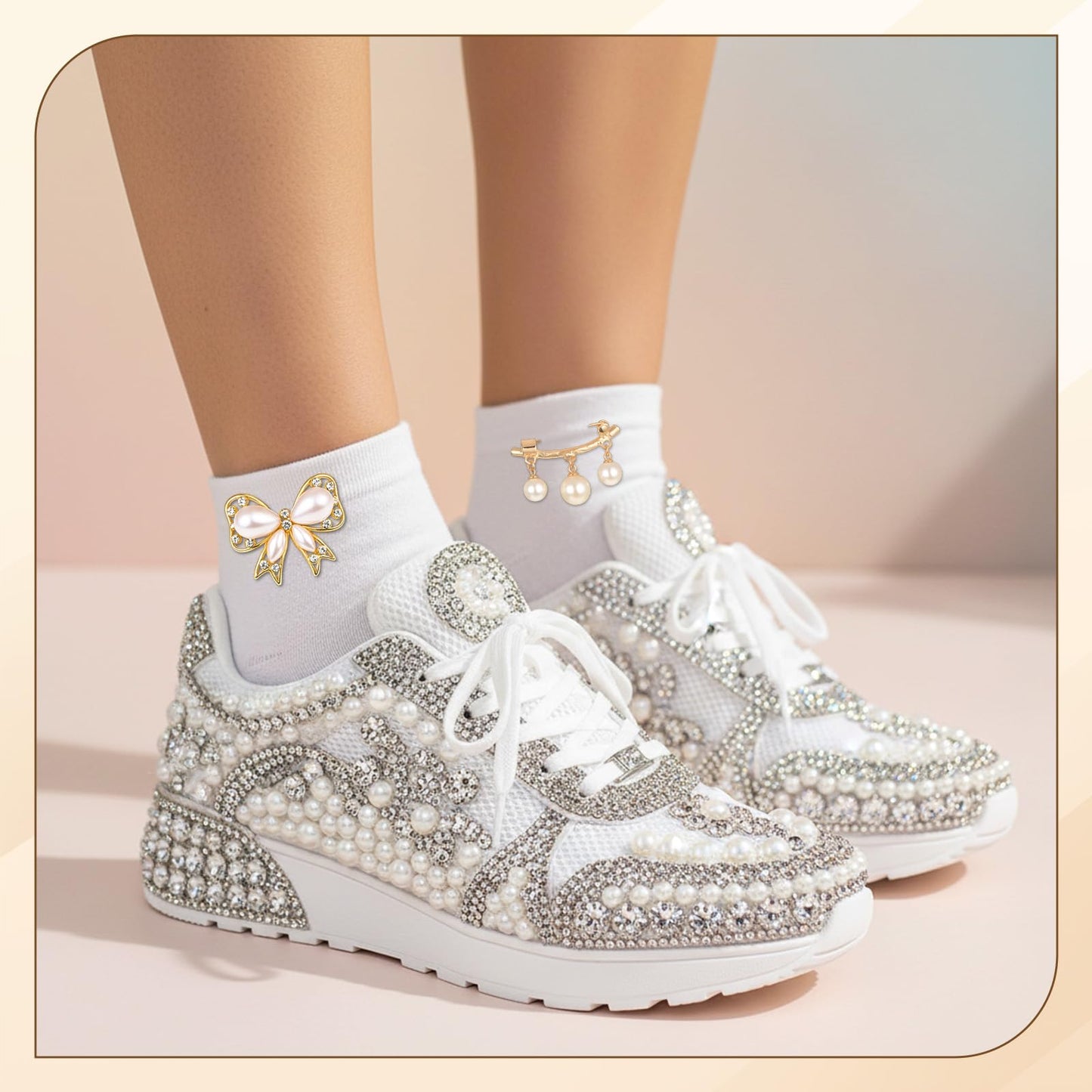 Suncalla 1499 Pcs Junk Socks Charms Kit Gold Brooches and Pins for Women, Pearl Patch Rhinestone Charms with Safety Pins DIY Accessories for Socks Dress Clothes Hats Shoes Scarf Shawl Decoration