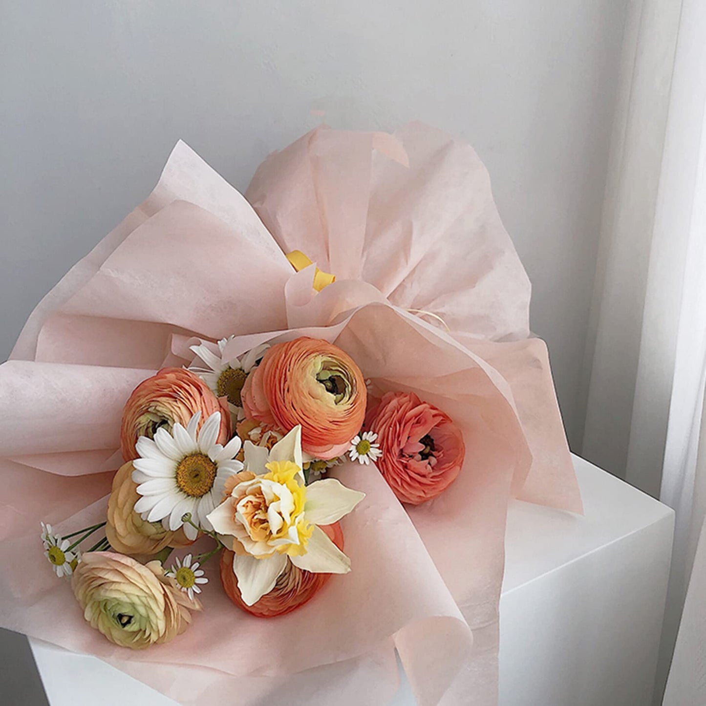 Korean Cotton Wrapping Flower Paper Non-Woven Floral Wrapping Paper 10 Sheets Florist Supplies Waterproof Flower Bouquet Wrapping Paper Floral Supplies for Fresh Flowers, 23.6x23.6 Inch (Water Pink)