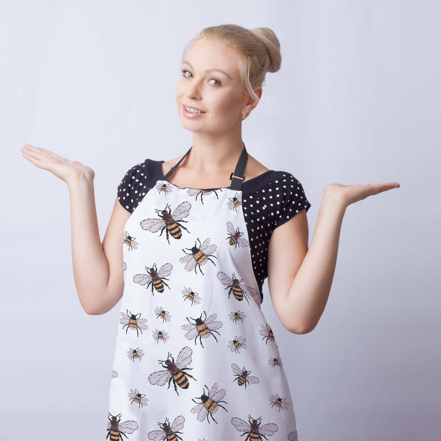 Olikked Funny Aprons for Adults Men Honeybee Big Small Funny Bee Insects Mans Apron for Kitchen Cooking Restaurant BBQ Painting Crafting Gardening 27” (W) x 31” (H), Waterproof Aprons