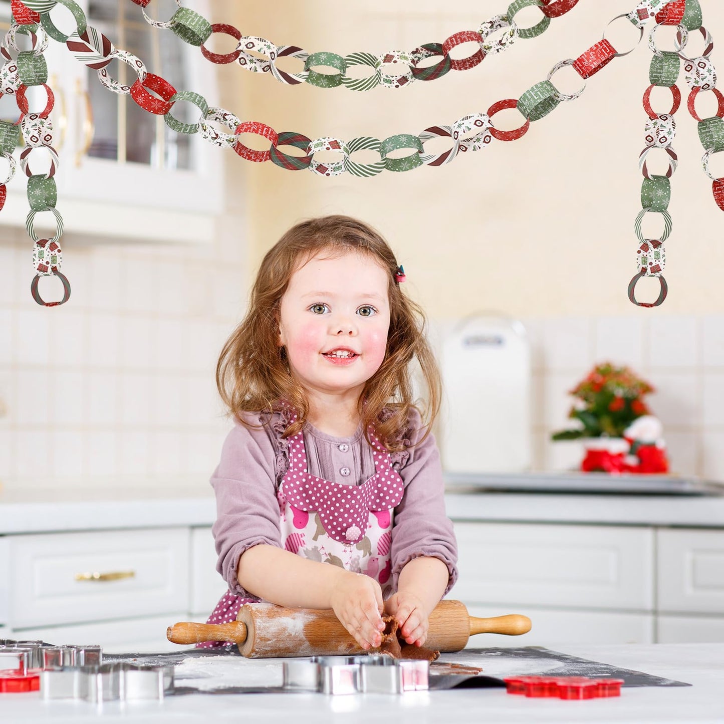 JarThenaAMCS 300Pcs Christmas Paper Chains Double-Sided Red Green Decorative Paper Links for Winter Xmas Party Favors DIY Crafts Supplies