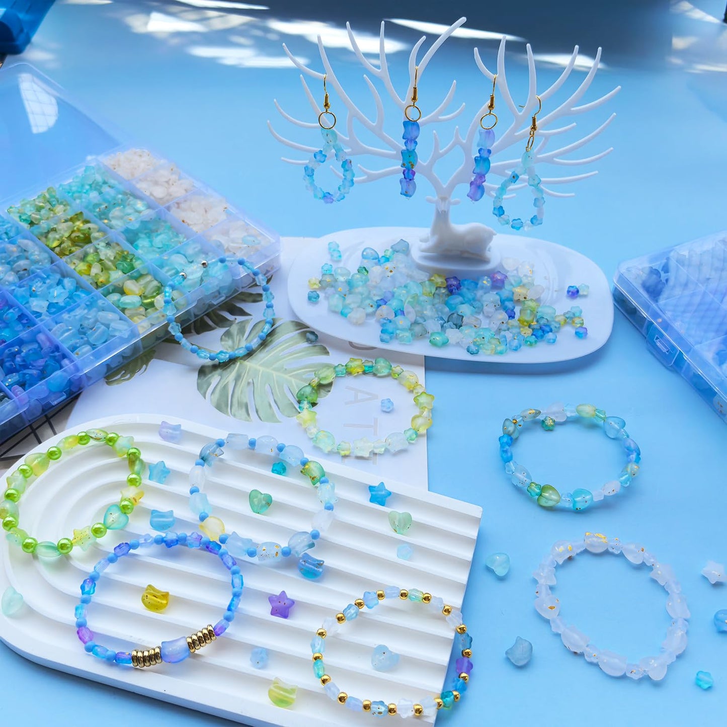 1300Pcs Green Blue Assorted Acrylic Beads for Bracelet Jewelry Making, Frosted Star Heart Flower Cute Cat Head Shape Beads Matte Pastel Beads Cute Aesthetic Kawaii Bead for DIY Necklace Keychain