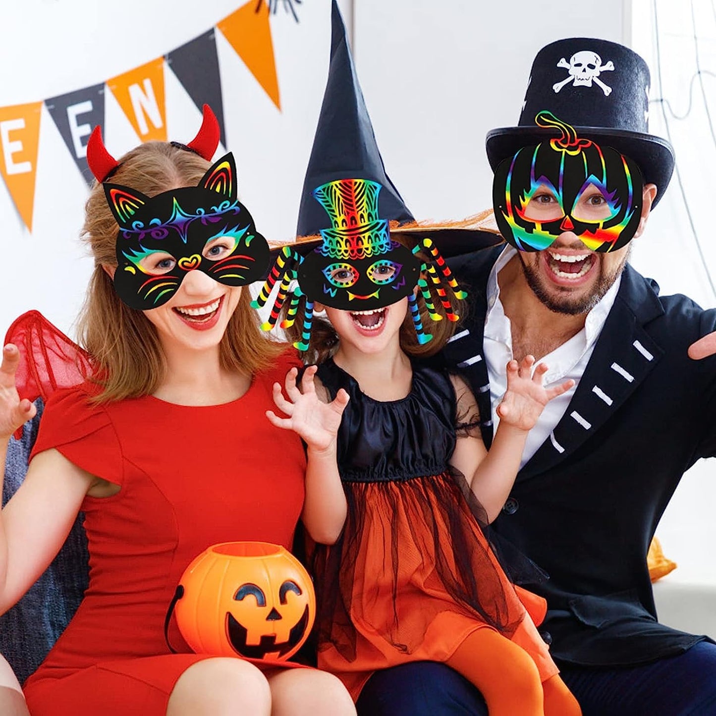 Max Fun 48PCS Halloween Crafts for Kids Kit, Rainbow Scratch Art and Crafts Mask, Birthday Cosplay Classroom Decoration, Magic Scratch Paper Halloween Party Favors Supplies Bat Witch Pumpkin Zombie