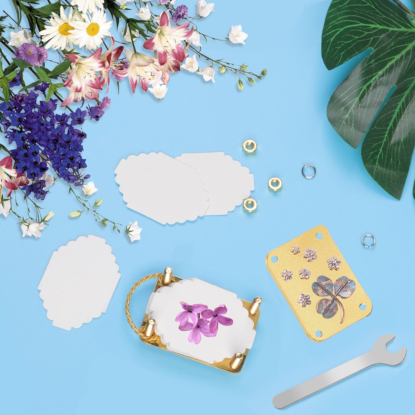 loghohu Micro Flower Press, Mini Flower Press with 20 Reusable Specimen Papers and Wrench Metal DIY Plant Presses Preservation Kit for Arts and Crafts Lovers