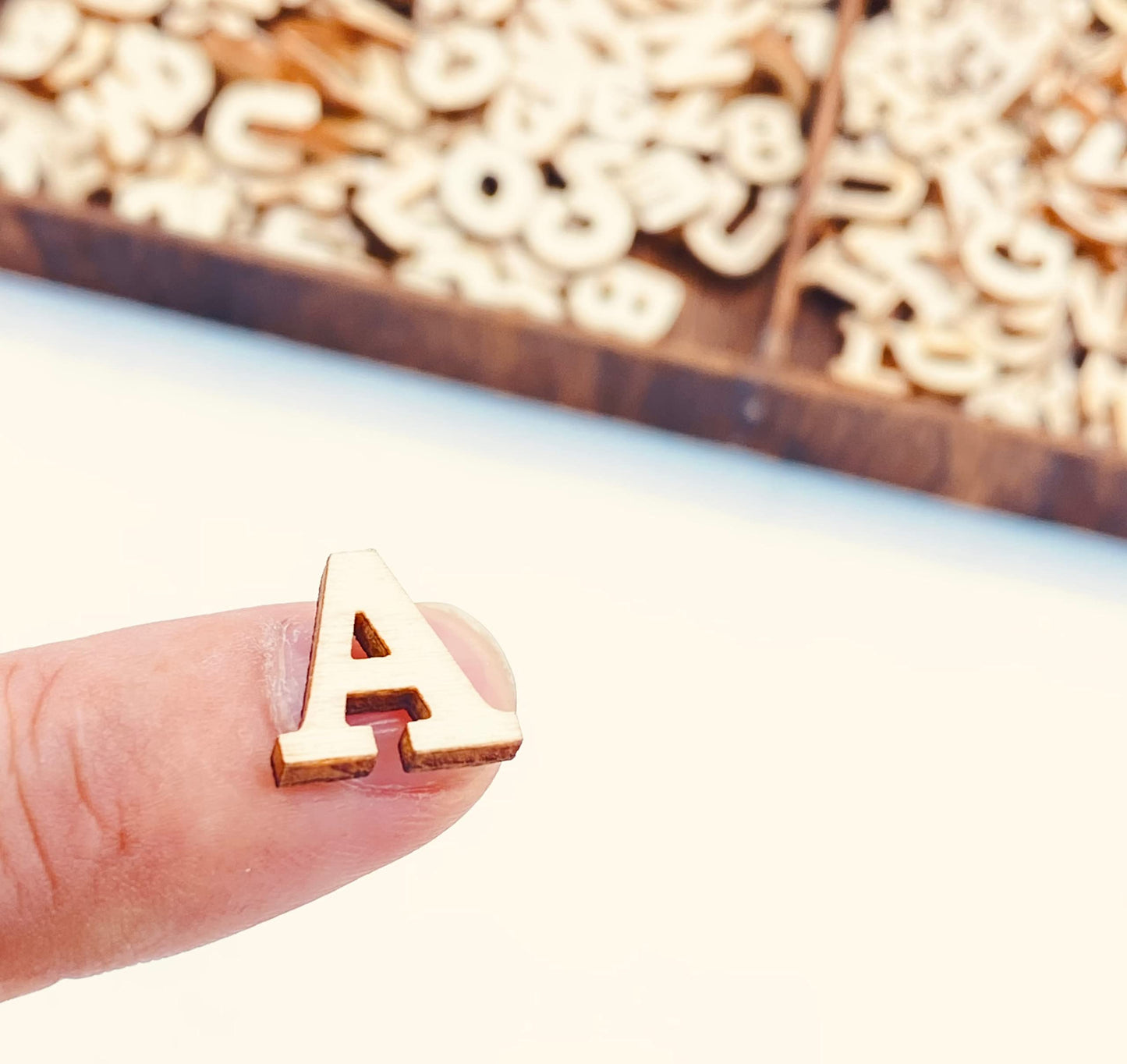 Cregugua 592 Pieces 1/2 Inch Mini Wooden Alphabet Letters and Unfinished Wood Numbers with Rustic Storage Tray for Scrapbooking DIY Crafts Homemade Gifts