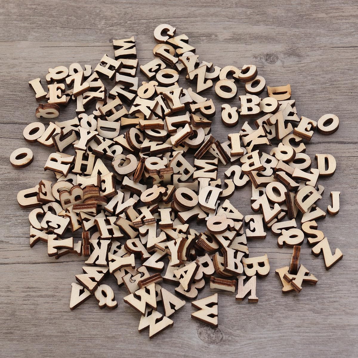 BESTOYARD 600Pcs 0.59 Inch Small Natural Wooden Letters Slices DIY Craft Embellishments for Scrapbooking Kids Educational Art Projects Christmas Decor