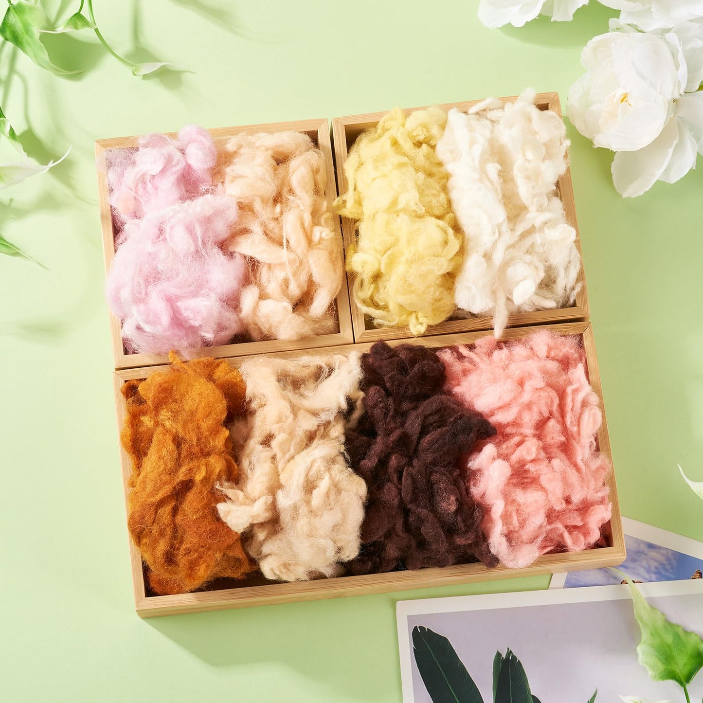 Sparkeads Wool Roving Yarn for Needle Felting Curly Soft Fibre Wool Supplies for DIY Hand Spinning Weaving Beginners Adults Handmade Flowers Felted Animal 40 G