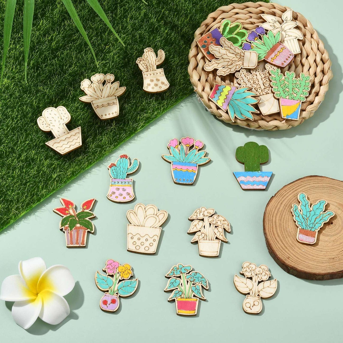 Gythara 100 pcs Mixed Styles Cactus Potted Theme Unfinished Wood Cutout Charms Tropical Desert Plant Flower Wood Slices for DIY Painting Art Craft Home Party Decor Embellishments