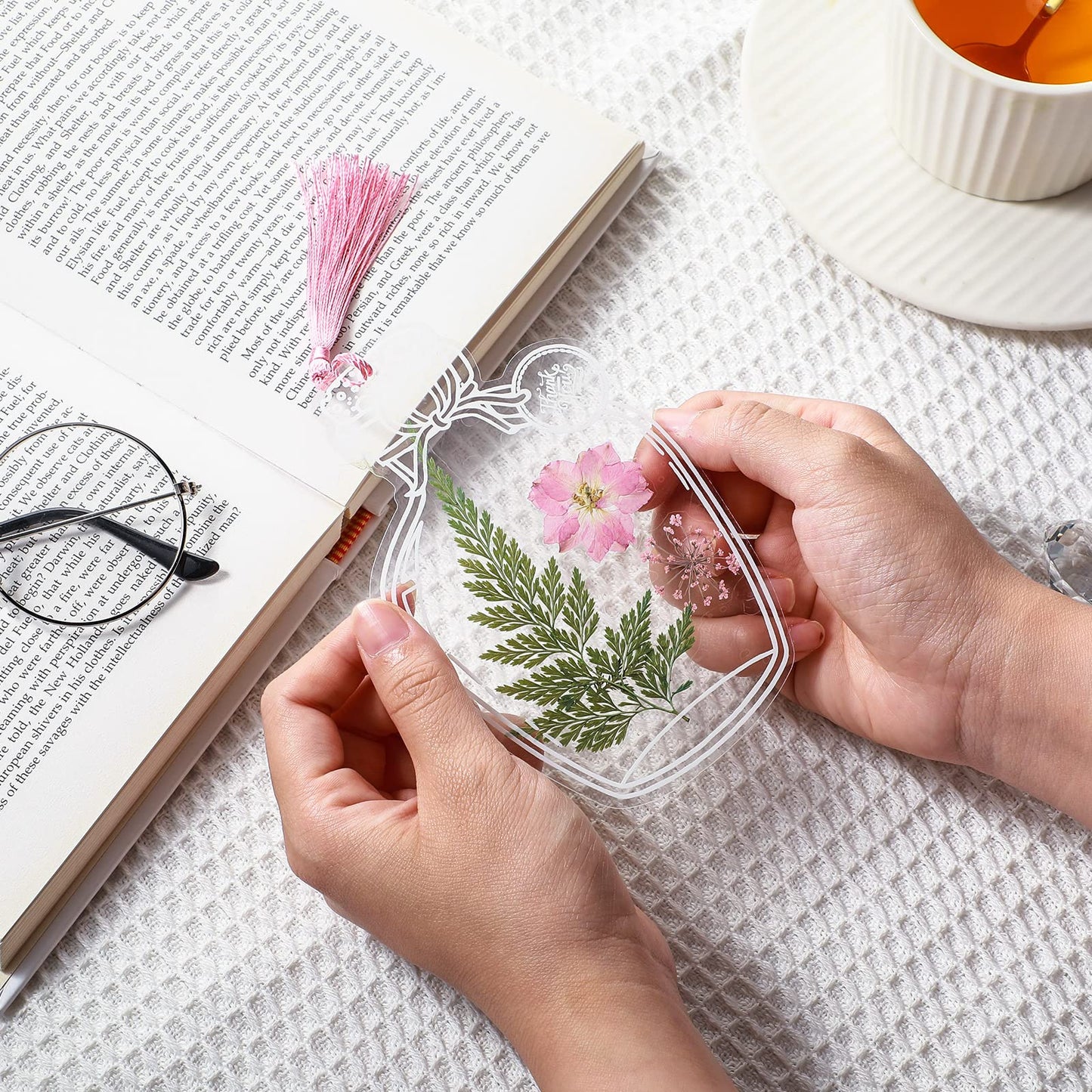 TaoBary 91 Pcs DIY Handmade Transparent Dried Flower Bookmark Set Include Butterflies Clear Bookmarks Dried Flowers Colorful Tassels and Tweezer for Book Bottle Supplies(Classic Color)