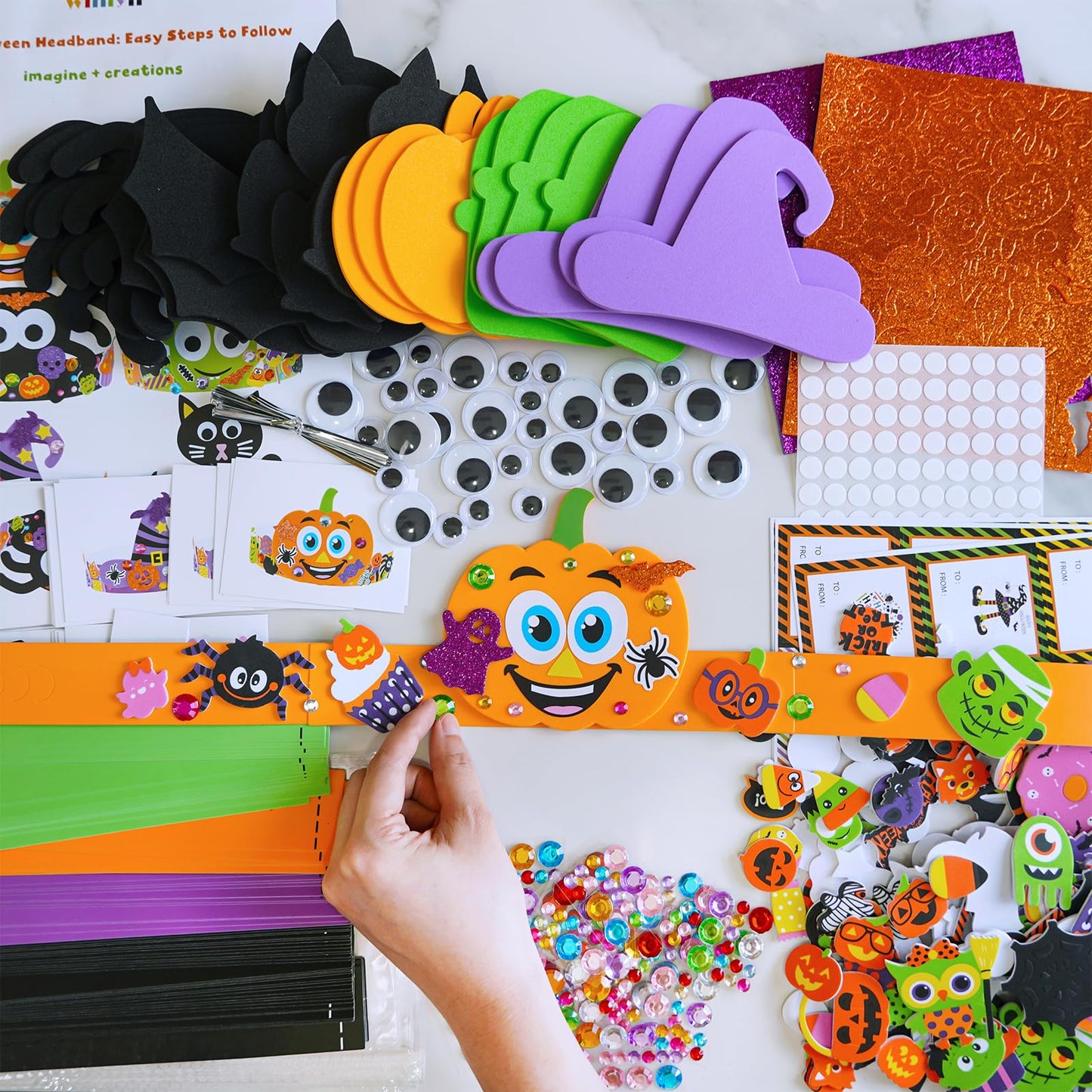 Winlyn 24 Sets Halloween Headbands Craft Kits DIY Crown Art Sets Spider Bat Jack-o'-Lantern Witch Hat with Halloween Foam Stickers Crafts for Kids Classroom Activities Party Favors Trick-or-Treat