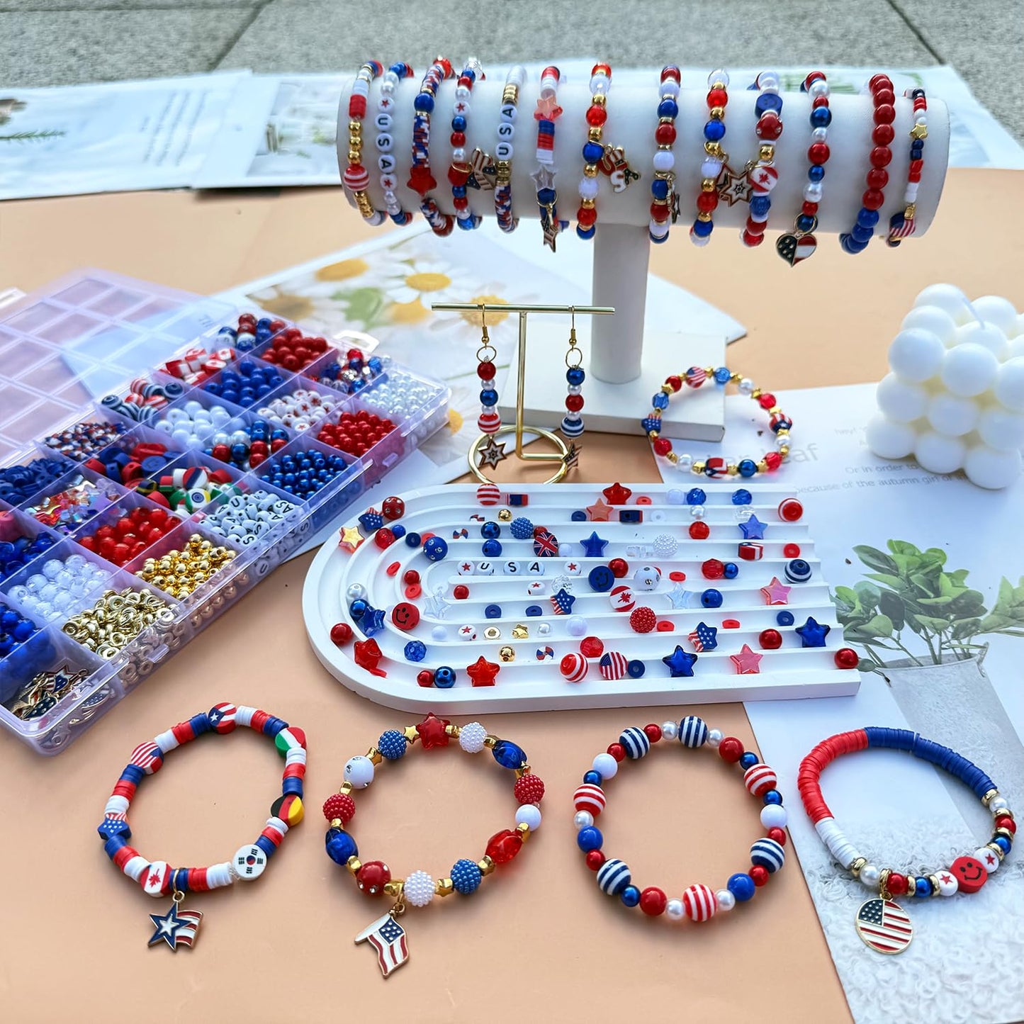 2100Pcs 4th of July Patriotic Beads Kit, Independence Day Bead Red White and Blue Polymer Clay Beads for Bracelets Jewelry Making Acrylic Round Star Letter Loose Beads with USA Patriotic Star Charms