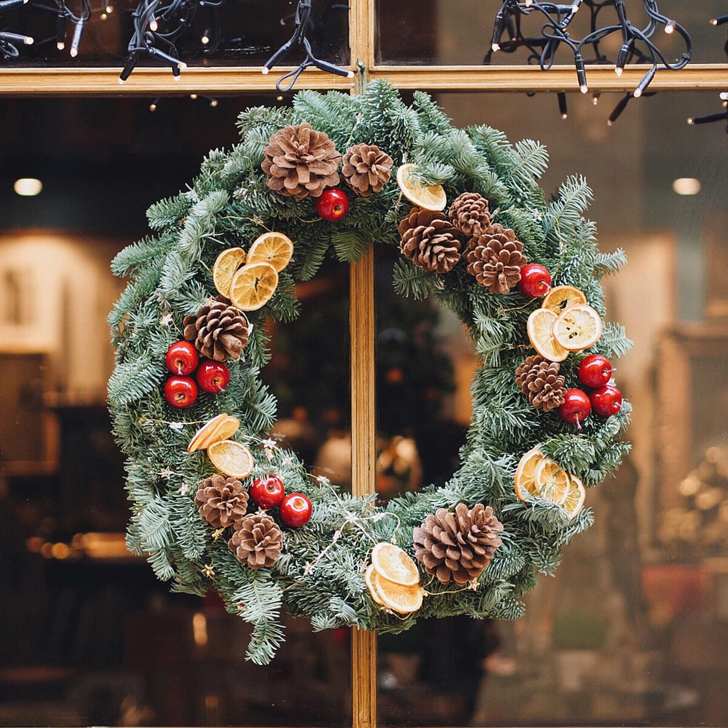 20 Pieces Large Hanging Round Wreaths 12Inch Cardboard Wreath Rings for DIY Crafts Paper Round Circle Christmas Hanging Ornaments Decorations with Hole Twine for Wedding Christmas Valentines Day Decor