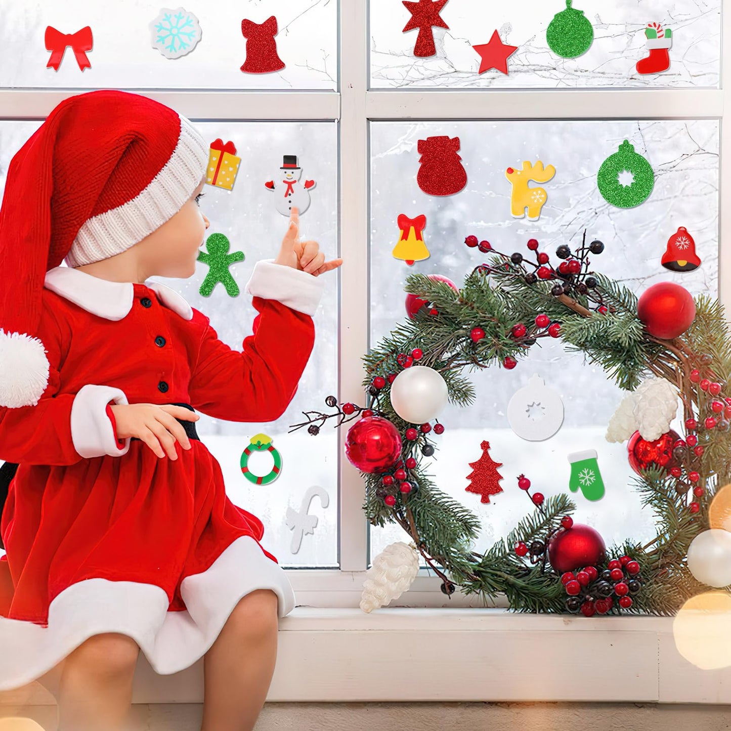 SEPGLITTER Christmas Foam Stickers, 600Pcs Christmas Glitter Santa Claus Snowman Elk Snowflake Self-Adhesive Foam Stickers for Kids Winter Christmas Party Favors DIY Crafts Decorations