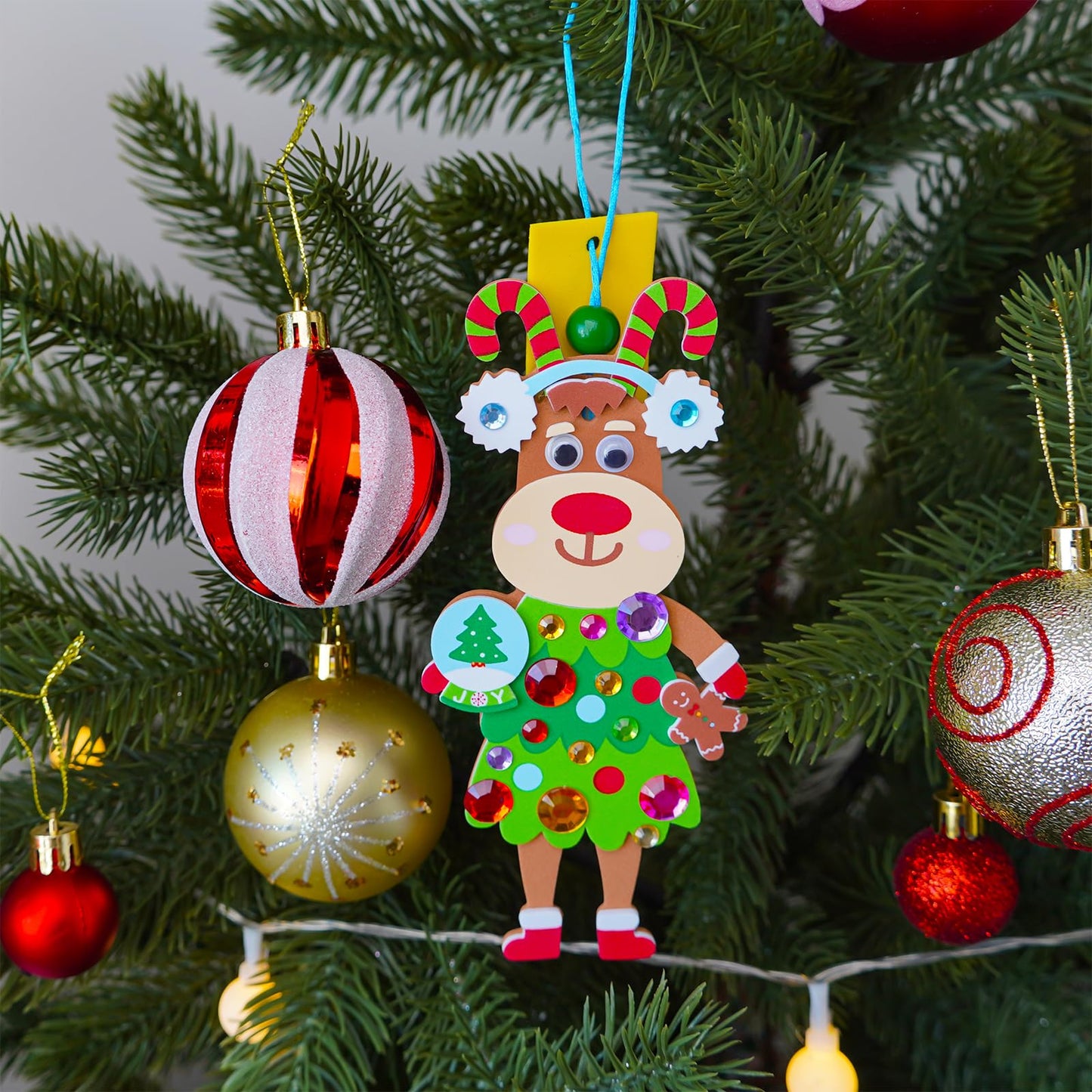 Winlyn 24 Sets Christmas Decorations DIY Reindeer Tree Ornaments Winter Crafts Kits Foam Reindeer with Festive Foam Stickers for Kids Holiday Seasonal Gift Home Classroom Activities Party Favors