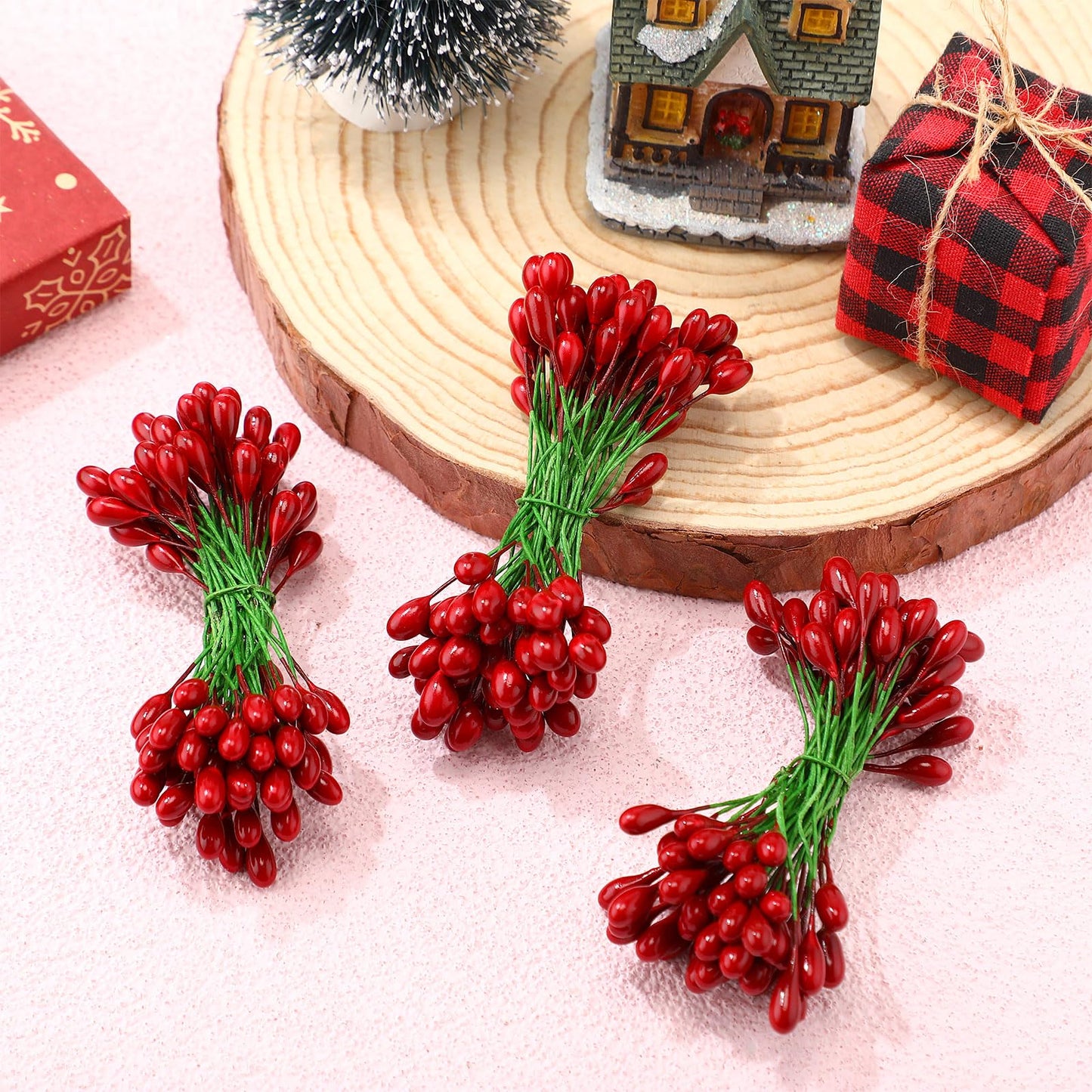 BBTO 300 Pcs Artificial Holly Christmas Fake Berries on 150 Wire Stems Berries Branches Stems Decor for Christmas Tree Decoration Wreath DIY Crafts Use Wedding Home Xmas Party Favor(Dark Red)