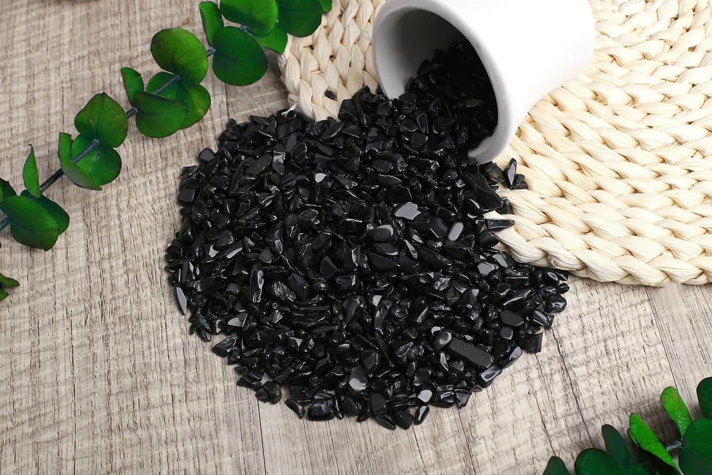 ZHIYUXI 1 lb Obsidian Crystal Chips Bulk Fish Tank Decorations Aquarium Rocks Gravel Vase Filler Stones Crystals for Candle Making Witch Kit Gravel for Plants Quartz Sand Gemstone Terrarium Supplies