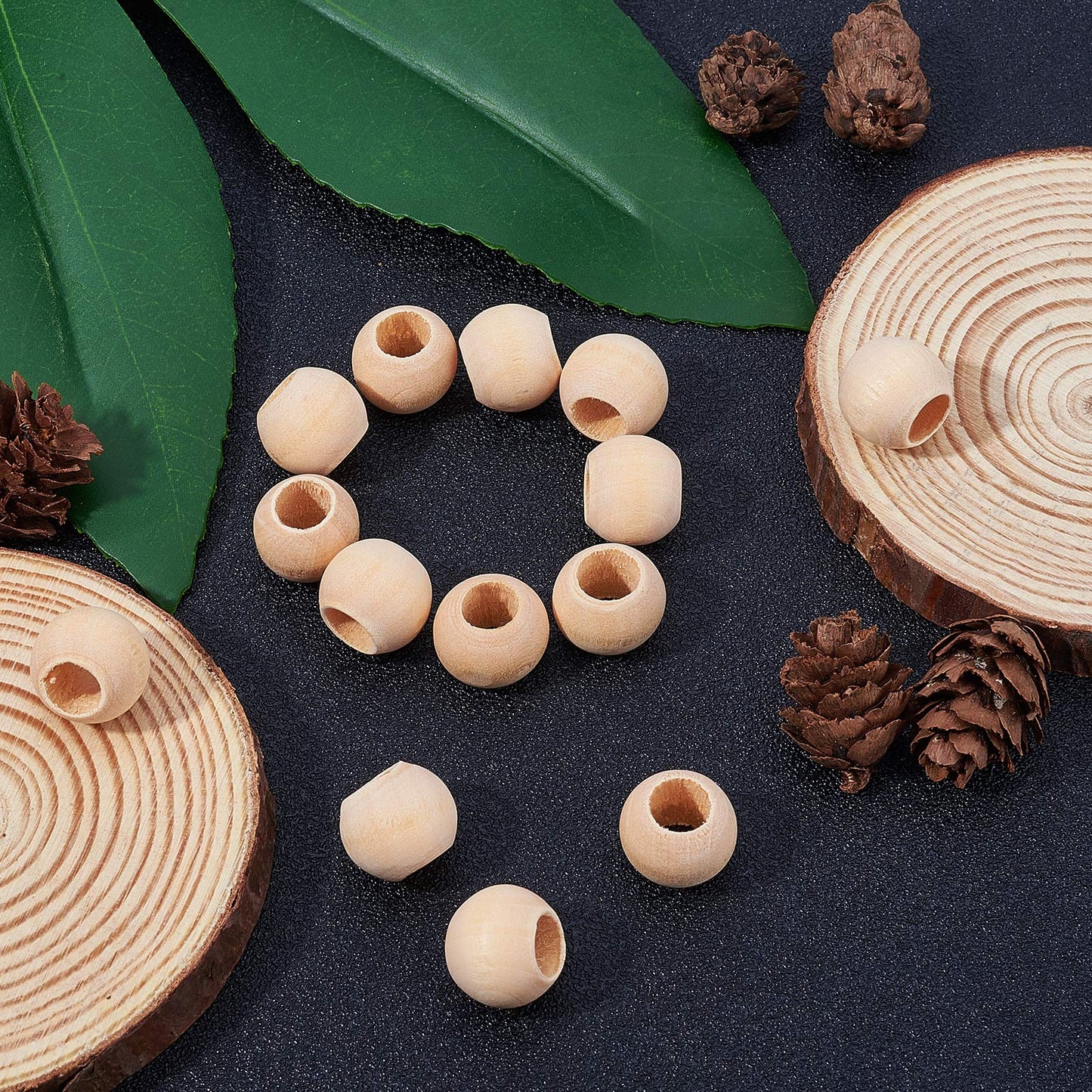 PH PandaHall 300 Pcs 14mm Natural Unfinished Wood Spacer Beads Large Hole Round Ball Wooden Loose Beads for Crafts DIY Jewelry Bracelet Making Christmas Decoration