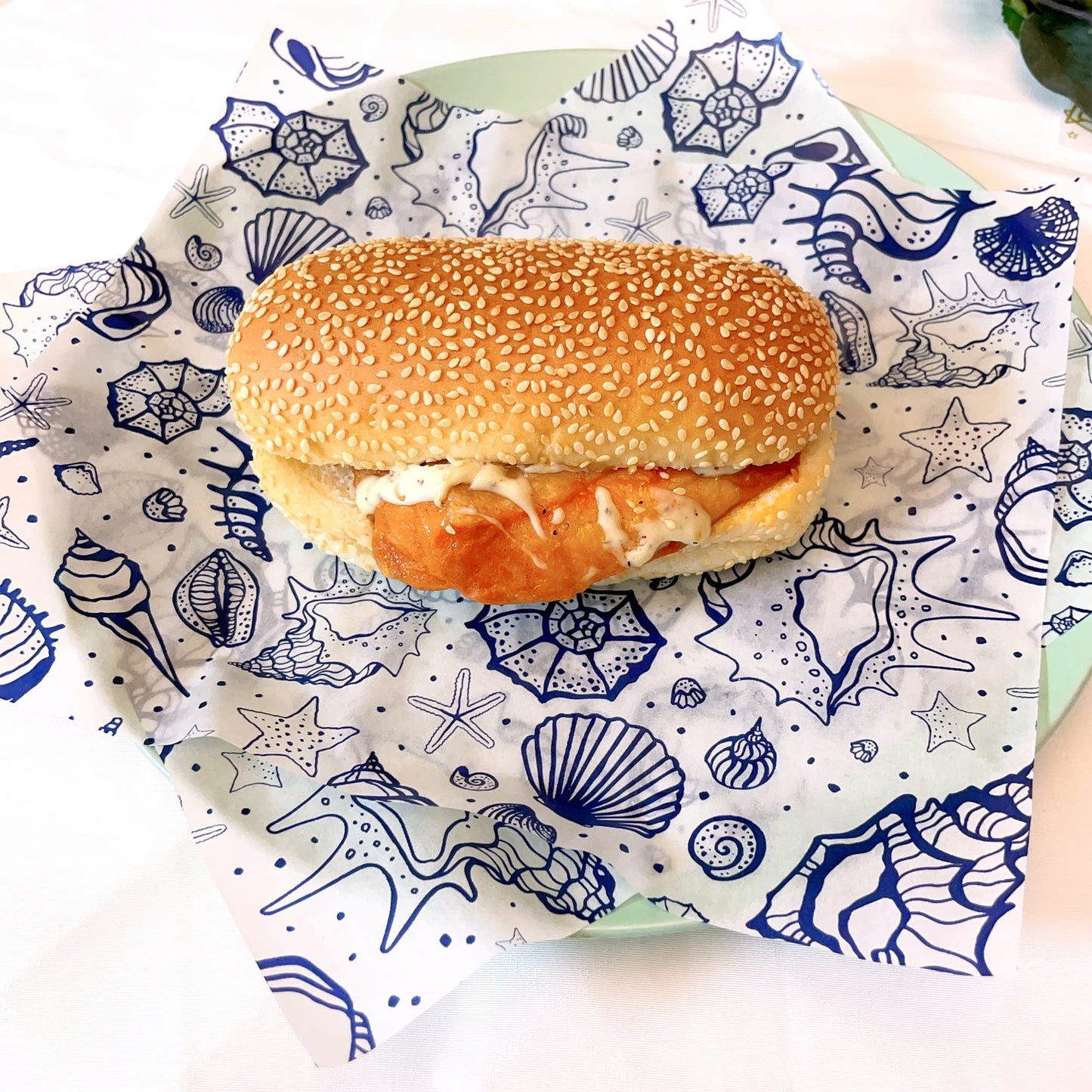 Suiwen 150 Sea Shell Patterned Wax Paper Sheets, Food Picnic Paper, Greaseproof Paper,Waterproof Dry Hamburger Paper Liners Wrapping Tissue for Plastic Food Basket